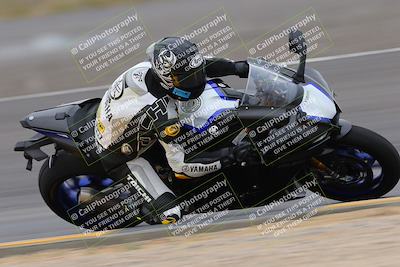 media/Jan-14-2023-SoCal Trackdays (Sat) [[497694156f]]/Turn 11 Inside (950am)/